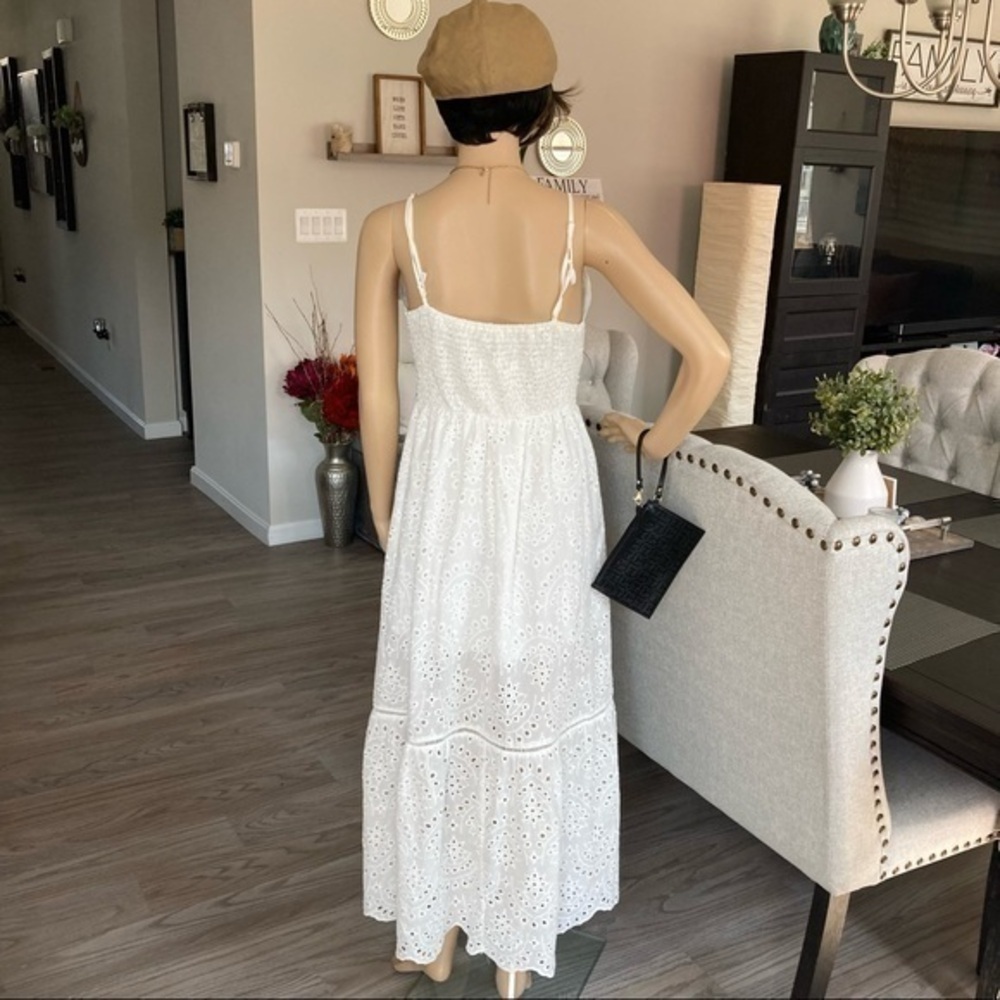 ✨White embroidery lace ruffle hem long maxi dress 👗 M - Picture 7 of 12